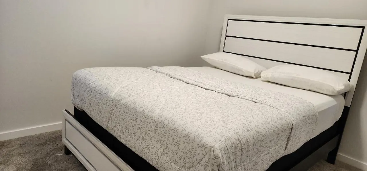 Chesskings Suites - Entire Luxurious Executive House Winnipeg 0*,